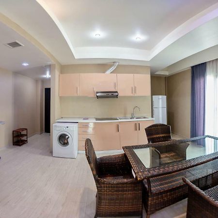 באקו Diplomat Suites מראה חיצוני תמונה