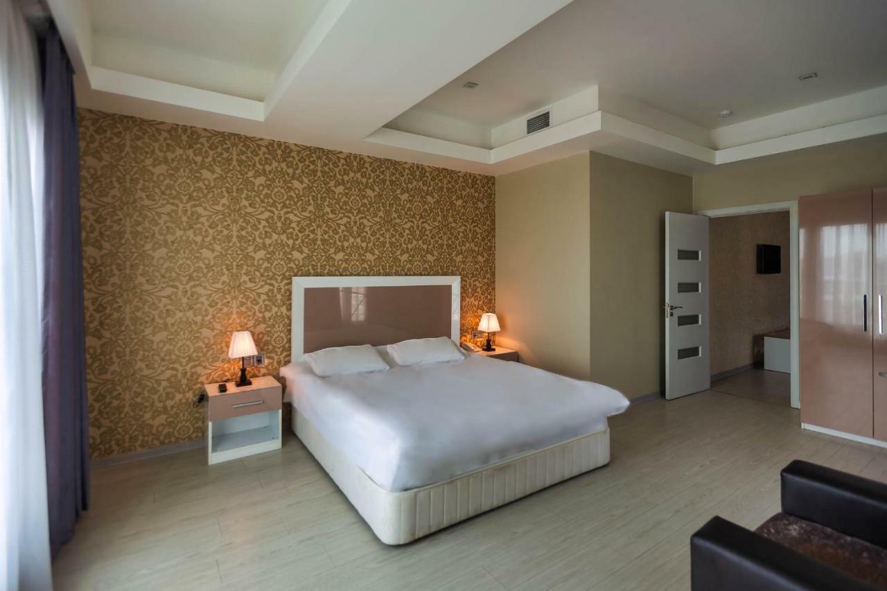 באקו Diplomat Suites מראה חיצוני תמונה