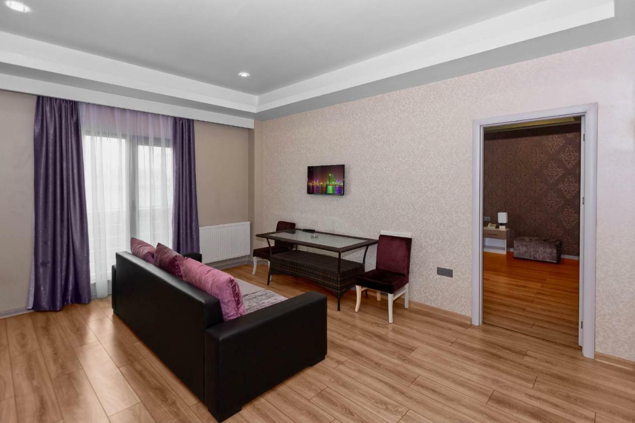 באקו Diplomat Suites מראה חיצוני תמונה